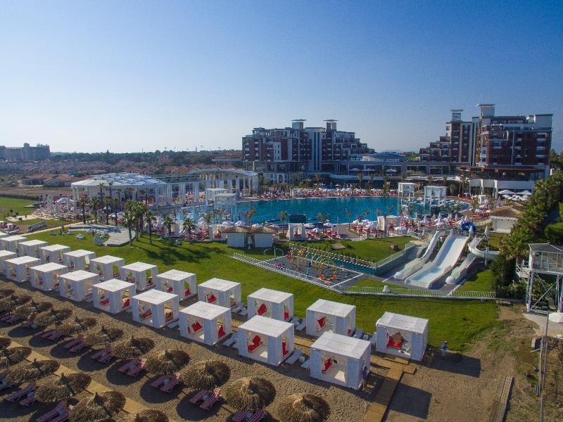 Attaleia Holiday Village 贝莱克 外观 照片