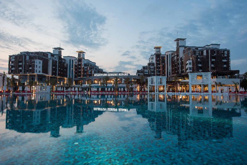 Attaleia Holiday Village 贝莱克 外观 照片