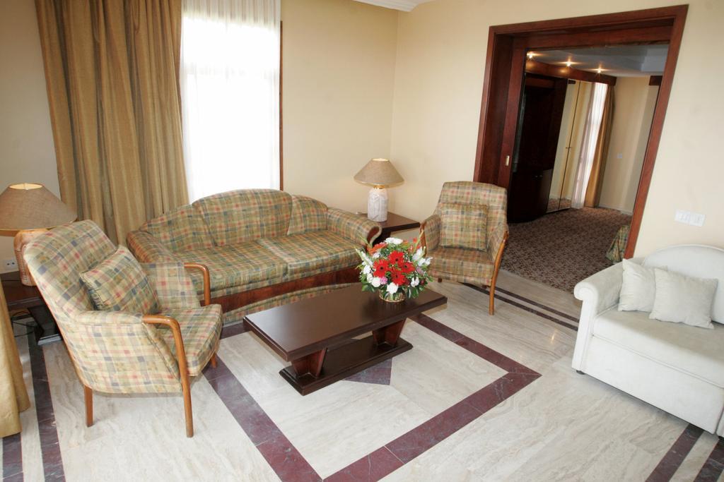 Attaleia Holiday Village 贝莱克 外观 照片